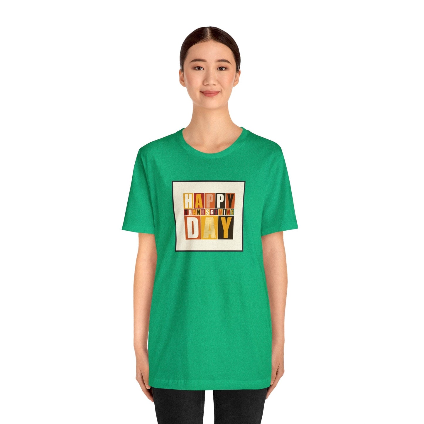 Happy Thanksgiving: "Happy Thanksgiving Day" Artsy Design T-Shirt